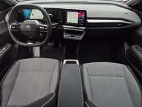 Renault Mégane E-Tech (2025) thumbnail 5