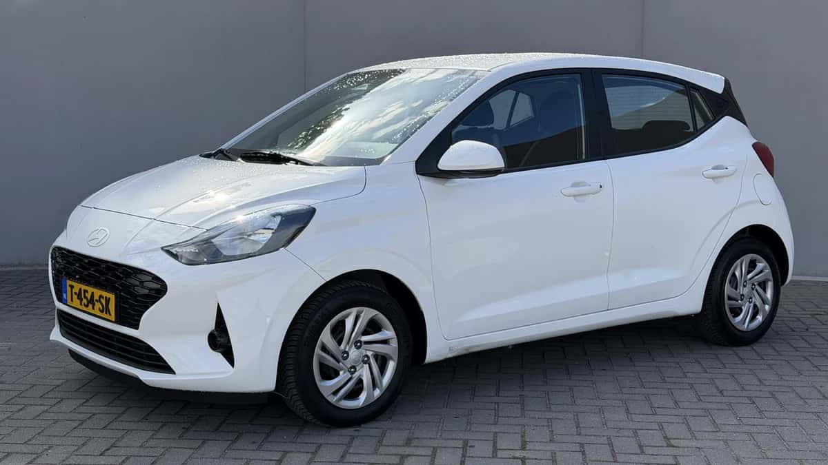 Hyundai i10 (2023) — foto 1
