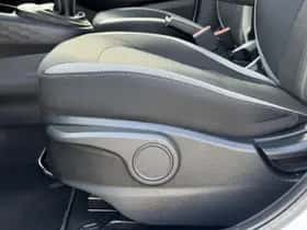 Hyundai i10 (2023) thumbnail 9