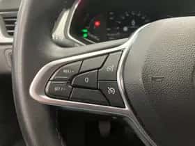 Renault Captur (2021) thumbnail 13