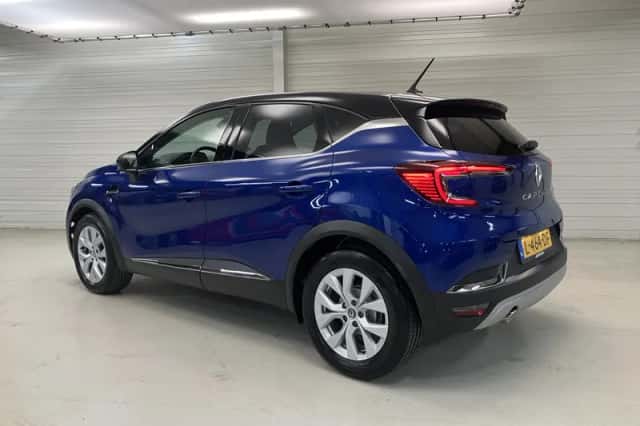 Renault Captur (2021) thumbnail 19