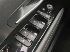Hyundai Tucson (2022) thumbnail 25