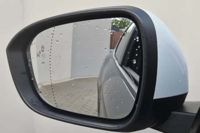 Renault Mégane E-Tech (2023) thumbnail 32