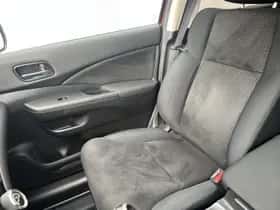 Honda CR-V (2016) thumbnail 25