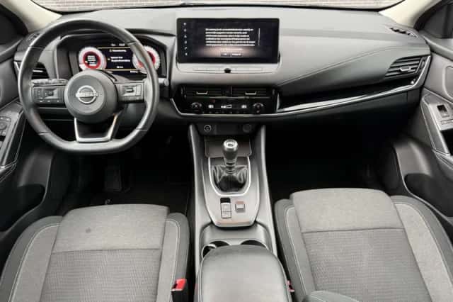 Nissan Qashqai (2023) thumbnail 2