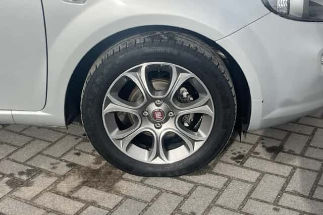 Fiat Punto (2019) thumbnail 16