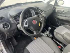 Fiat Punto (2019) thumbnail 23