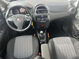 Fiat Punto (2019) thumbnail 5