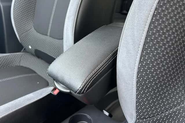 Renault Captur (2018) thumbnail 11