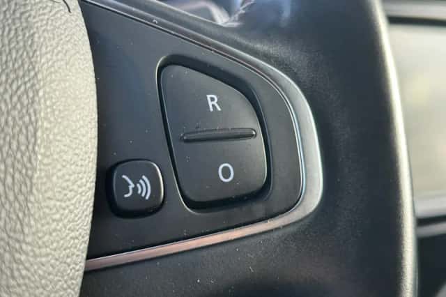 Renault Captur (2018) thumbnail 16