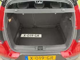 Renault Captur (2023) thumbnail 25