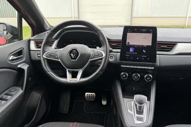 Renault Captur (2023) thumbnail 9