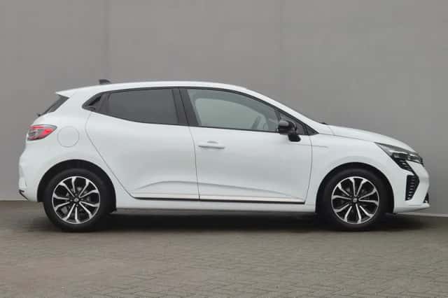 Renault Clio (2025) thumbnail 16