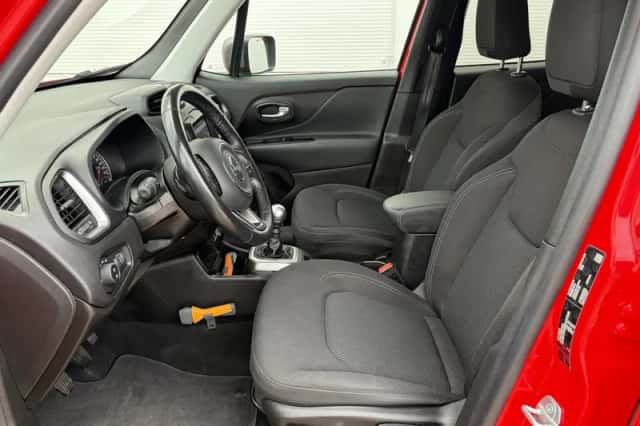 Jeep Renegade (2019) thumbnail 35