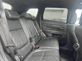 Mitsubishi Outlander (2018) thumbnail 40