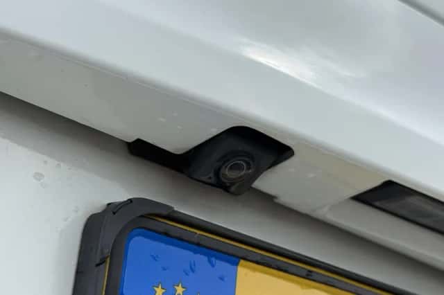 Nissan Qashqai (2011) thumbnail 24