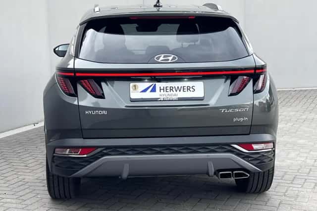 Hyundai Tucson (2022) thumbnail 24