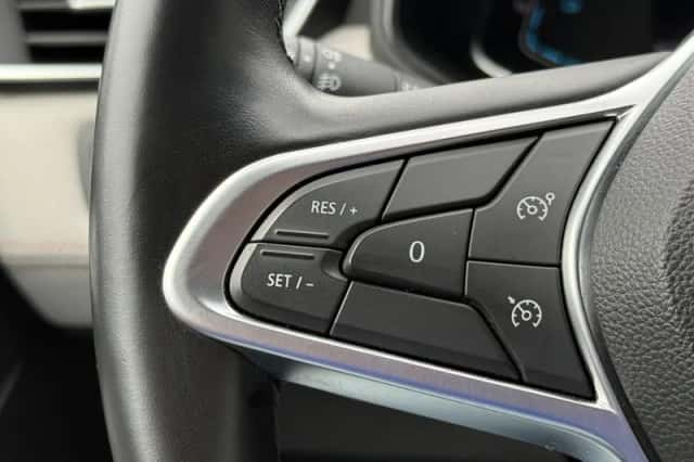 Renault Clio (2022) thumbnail 12