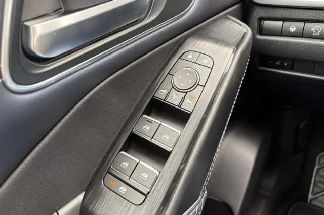 Nissan Qashqai (2023) thumbnail 12