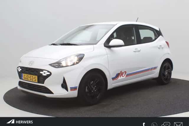 Hyundai i10 (2024) thumbnail 1