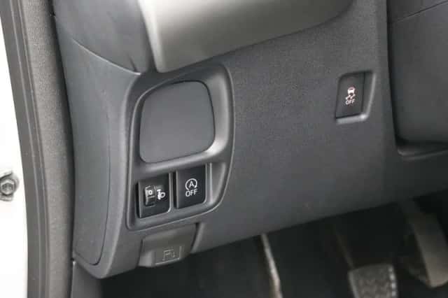 Peugeot 108 (2017) thumbnail 24