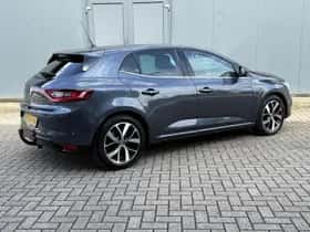 Renault Mégane (2018) thumbnail 3