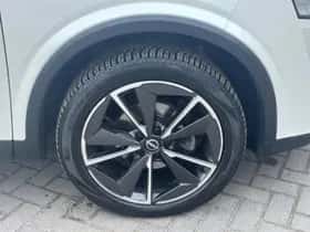 Nissan Qashqai (2023) thumbnail 15