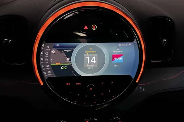 MINI Countryman (2023) thumbnail 16