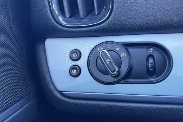 MINI Countryman (2023) thumbnail 36