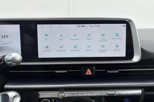 Hyundai Ioniq 6 (2024) thumbnail 26