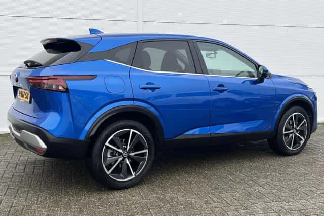Nissan Qashqai (2022) thumbnail 3