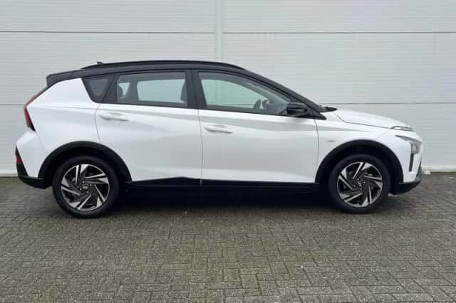 Hyundai Bayon (2022) thumbnail 12