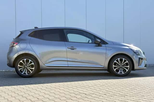 Renault Clio (2025) thumbnail 16