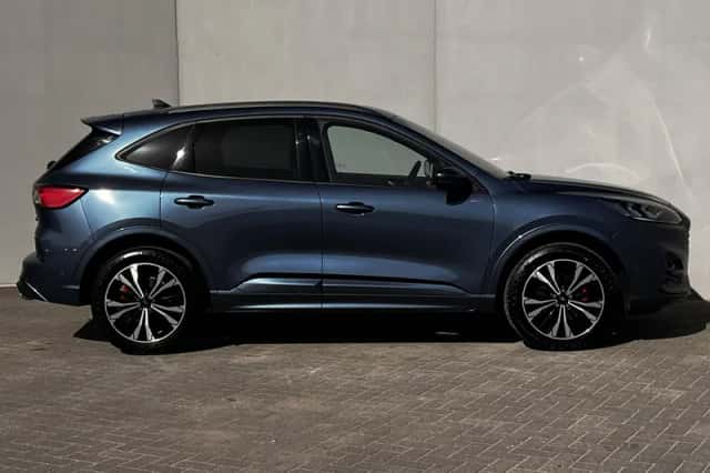 Ford Kuga (2022) thumbnail 33
