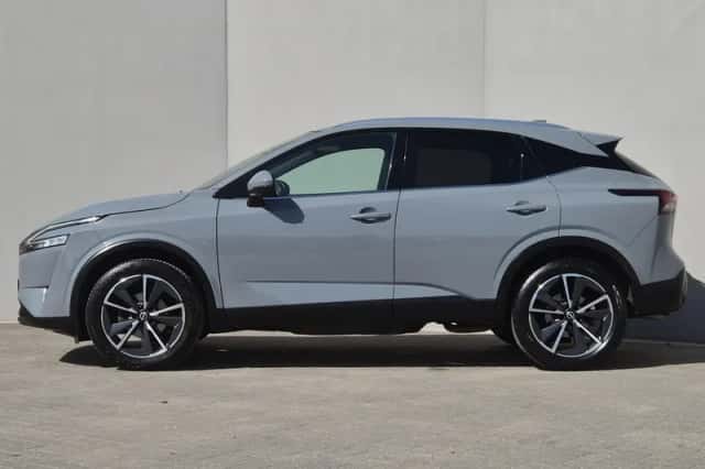 Nissan Qashqai (2023) thumbnail 11