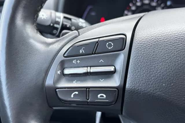 Hyundai Kona (2019) thumbnail 11