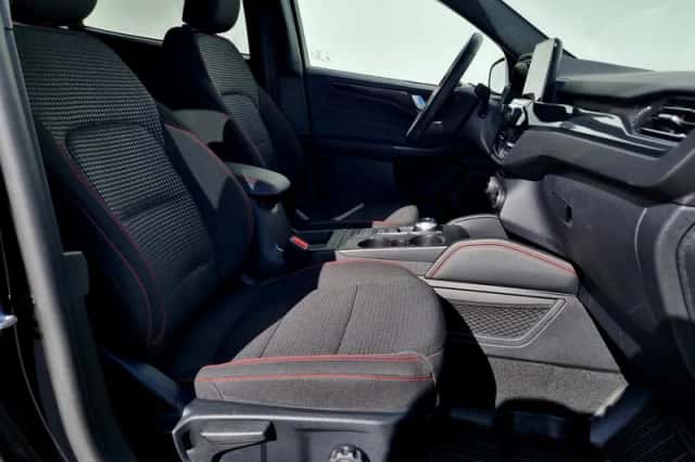 Ford Kuga (2024) thumbnail 41