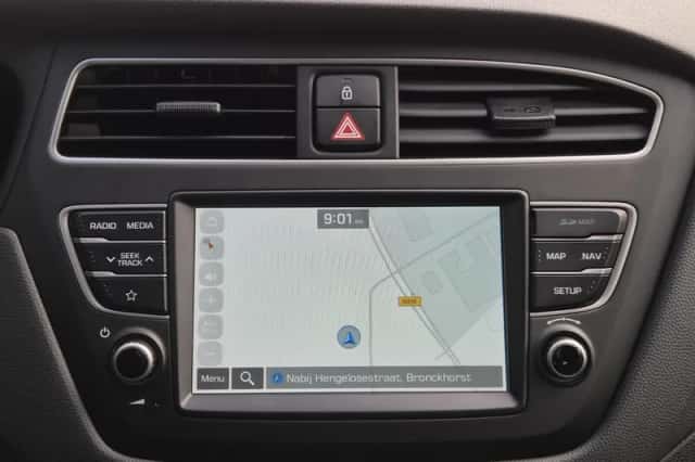 Hyundai i20 (2019) thumbnail 24