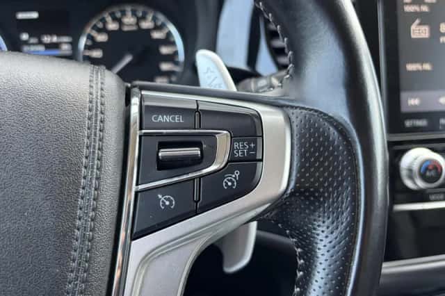 Mitsubishi Outlander (2021) thumbnail 12