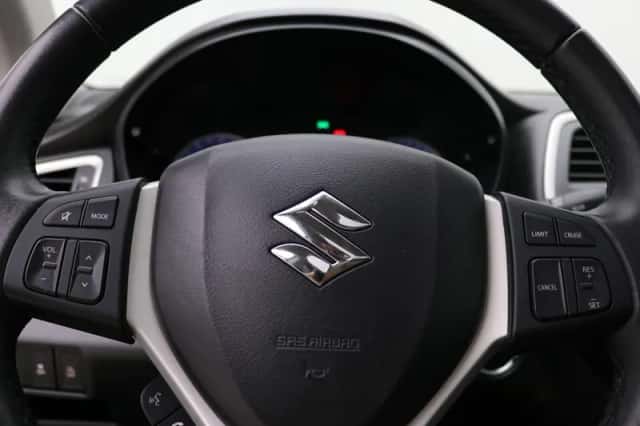Suzuki SX4 S-Cross (2013) thumbnail 22