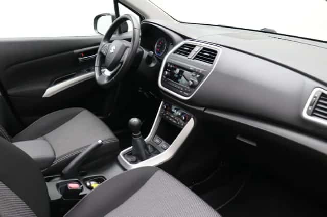 Suzuki SX4 S-Cross (2013) thumbnail 47
