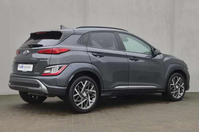 Hyundai Kona (2023) thumbnail 3