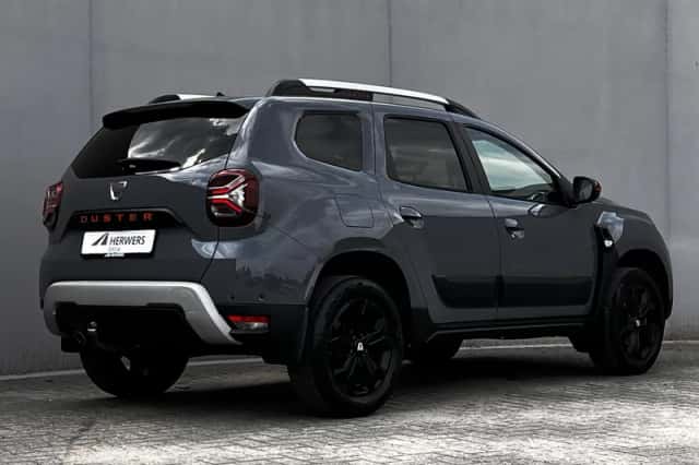 Dacia Duster (2022) thumbnail 3