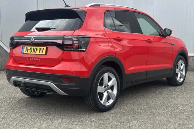 Volkswagen T-Cross (2021) thumbnail 3