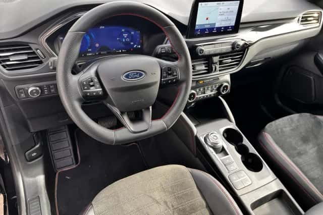 Ford Kuga (2023) thumbnail 19