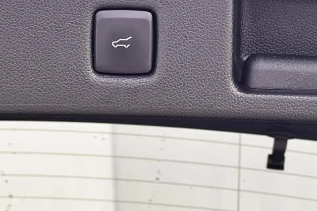 Ford Kuga (2023) thumbnail 25