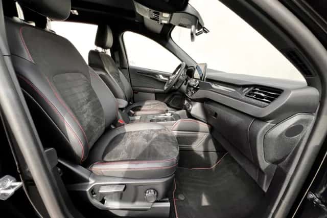 Ford Kuga (2023) thumbnail 29