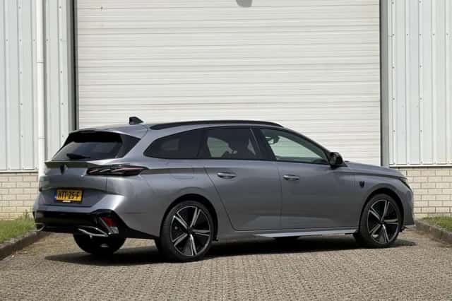 Peugeot 308 (2025) thumbnail 3