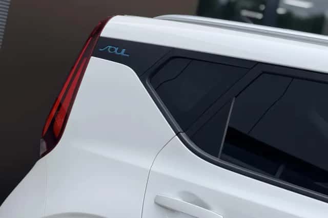 Kia Soul EV (2020) thumbnail 28