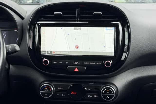 Kia Soul EV (2020) thumbnail 4